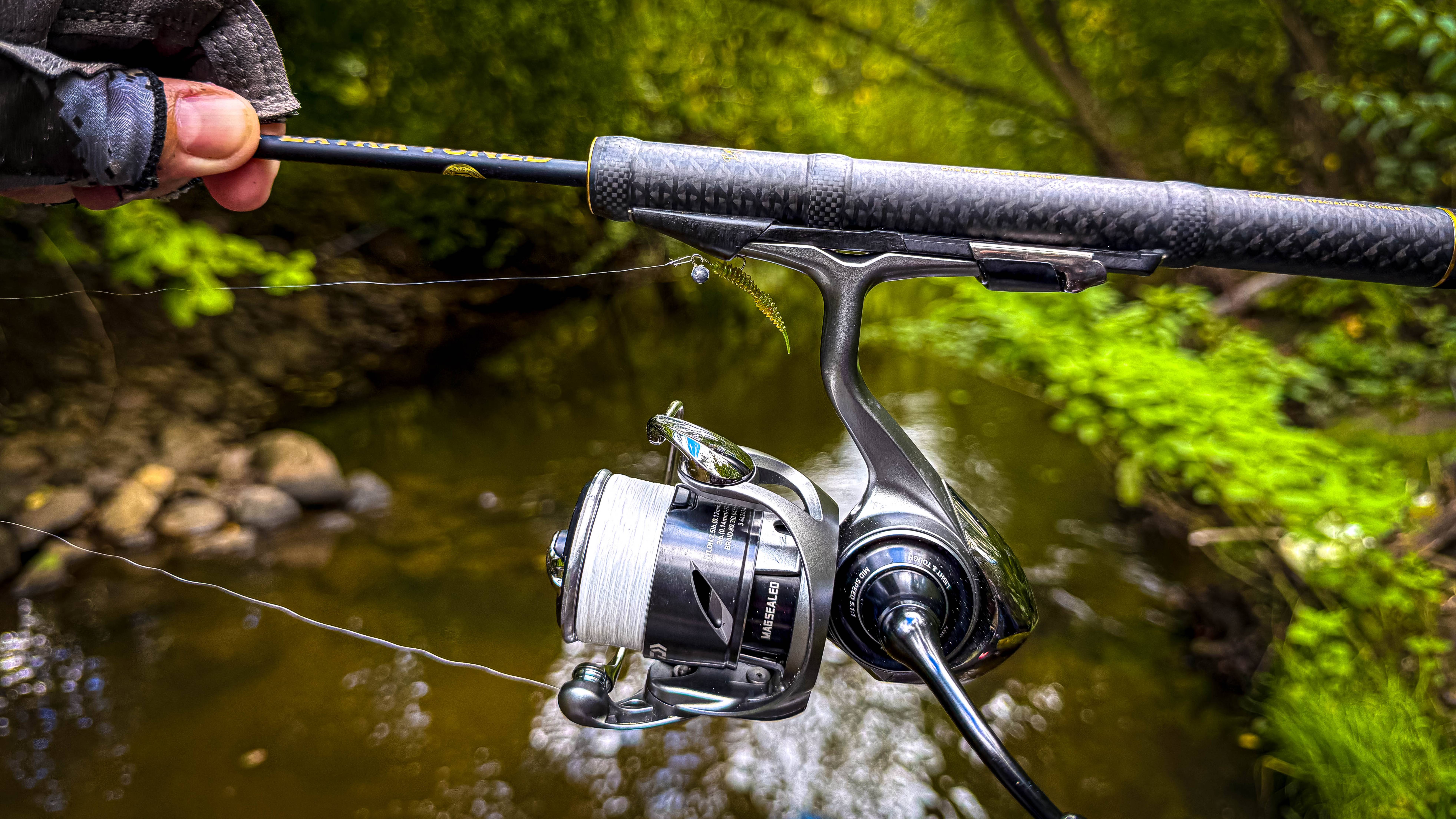 ВЫЖИВЕТ??? ЛАЗАЮ С НОВЕНЬКОЙ XESTA по ДЕБРЯМ! / РЫБАЛКА на XUL СПИННИНГ